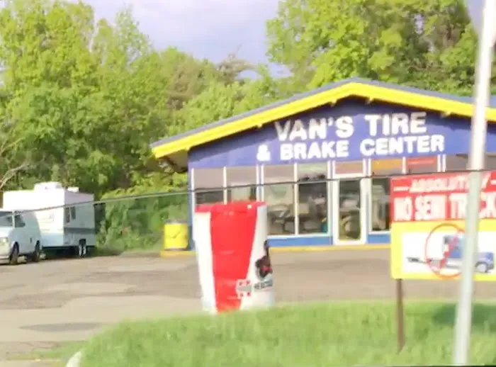 Brimfield Tire & Auto Repair (Kent) 3
