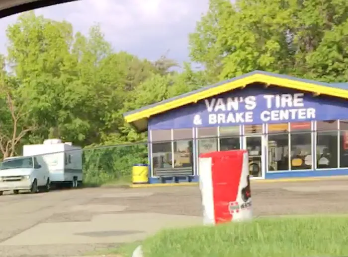 Brimfield Tire & Auto Repair (Kent) 9