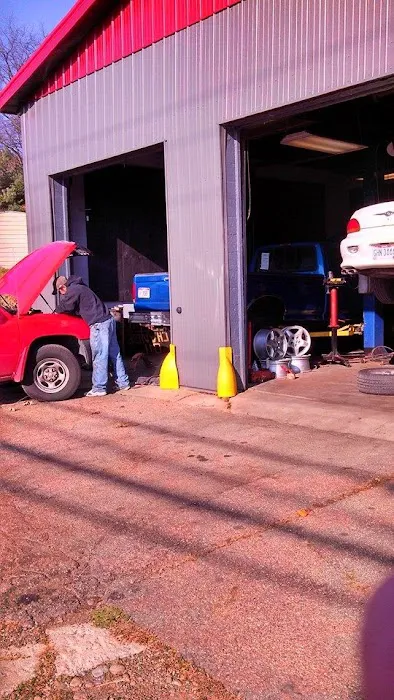 Greasy Wrench Automotive 1