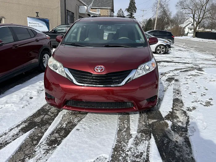 Ivan's Auto 8
