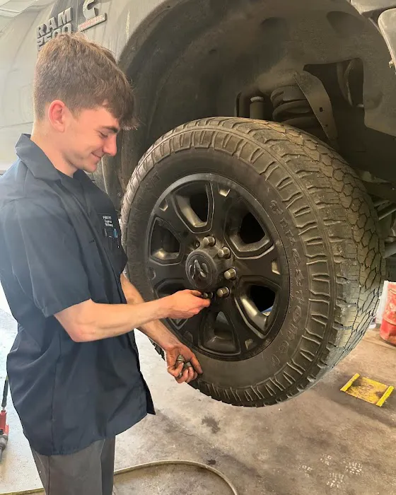 New Castle Auto Repair 4