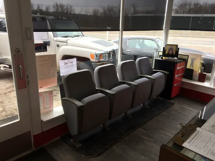 Boulevard Automotive Center 8