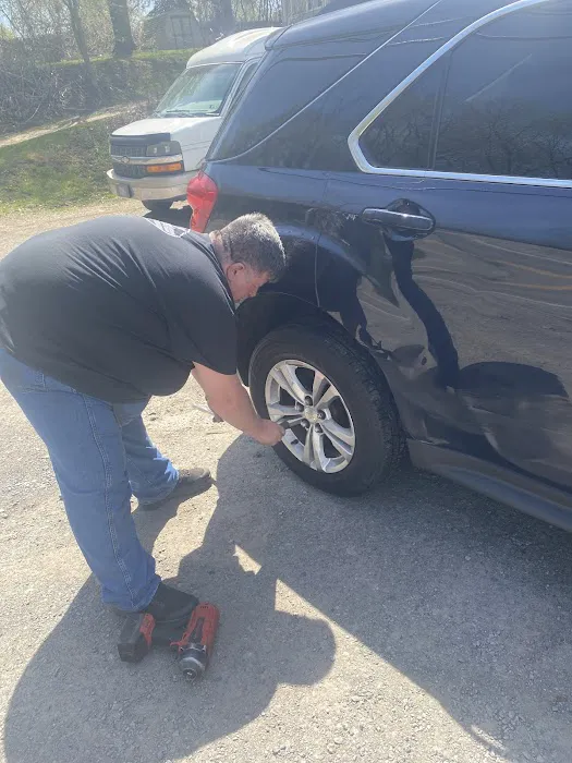 Ray's Tire Shop 0