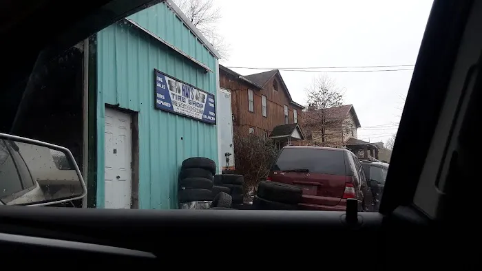 Ray's Tire Shop 5