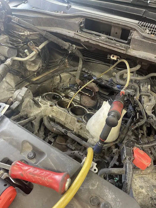 Bender's Auto Service 6