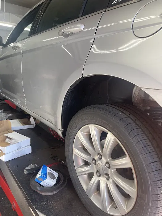Bender's Auto Service 7
