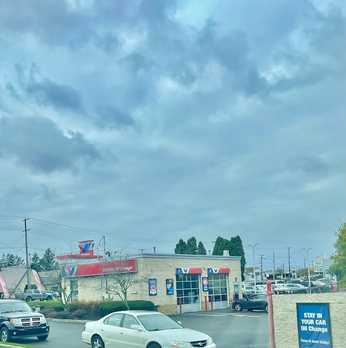 Valvoline Instant Oil Change 9