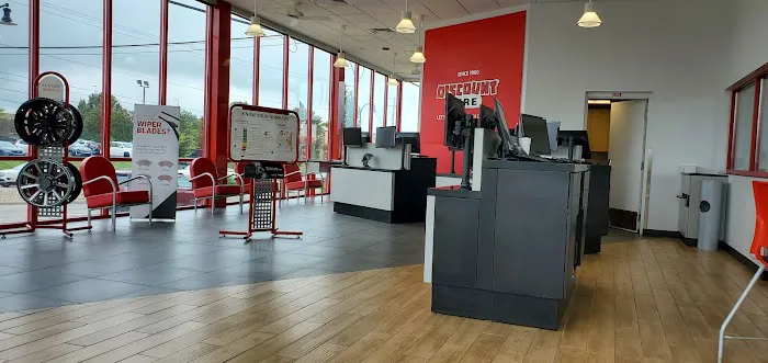 Discount Tire 0