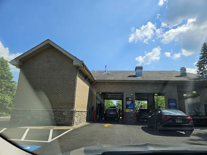 Valvoline Instant Oil Change 4
