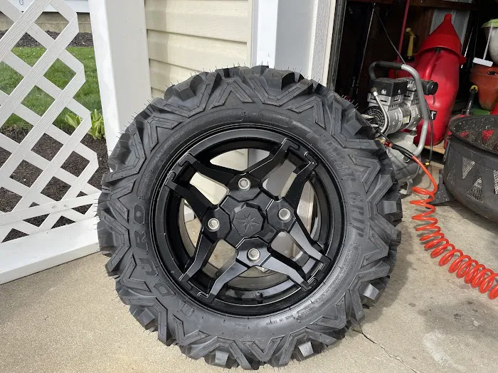 Ackerman Auto and Tire 0