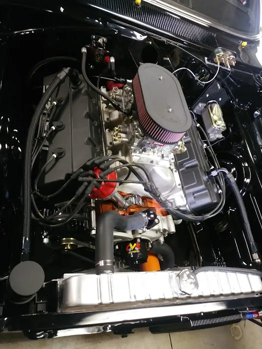 Trip's Garage 1