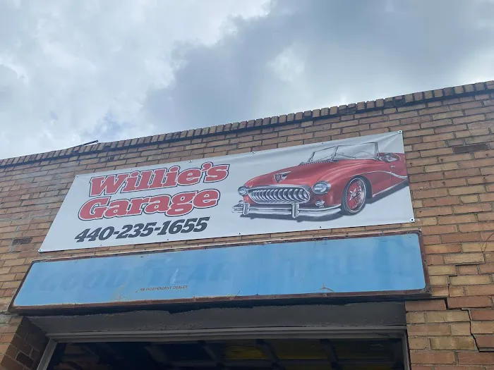 Willie's Garage 1