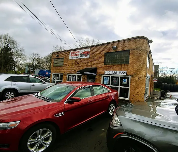 Willie's Garage 0