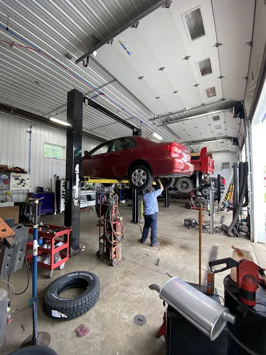 Columbia Marathon Gas & Auto Care 6