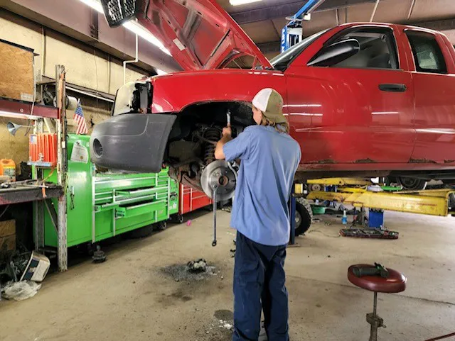 Van's Auto Service & Tire Pros Wooster 1