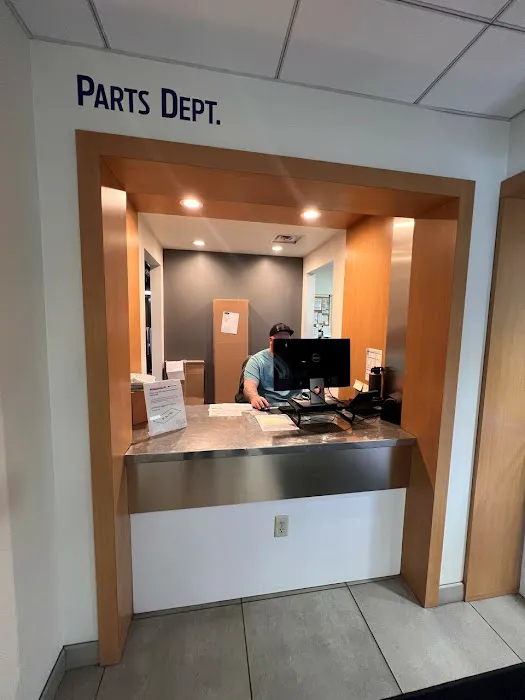 Montrose Ford Parts Center 6
