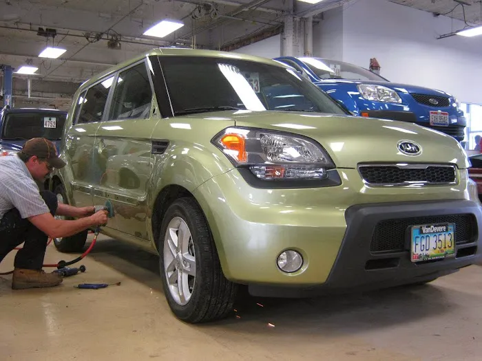 VanDevere Collision Center 4