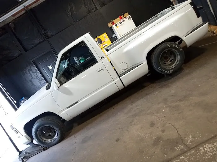 Bohemios Speed Shop 7