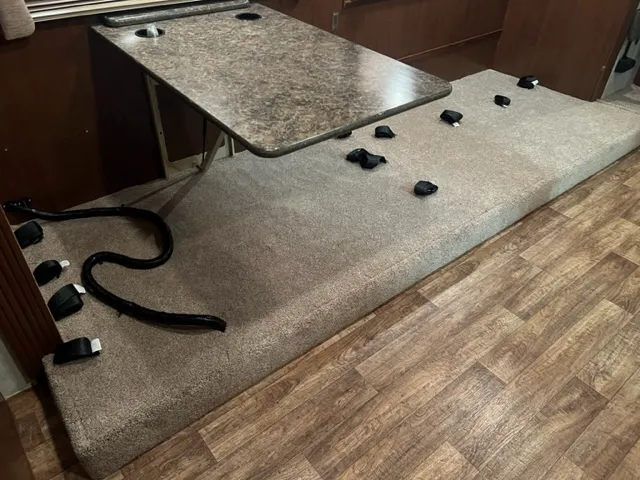 RV Capital Flooring 0
