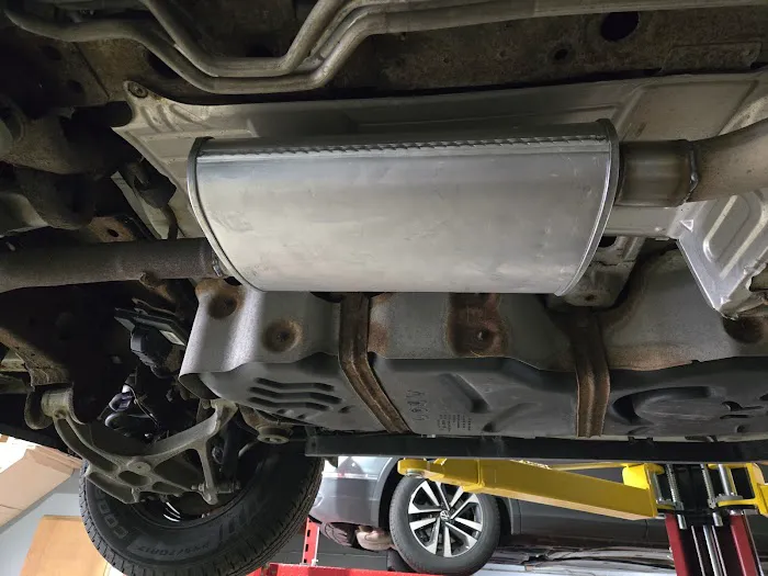 918 Automotive Service & Repair 1