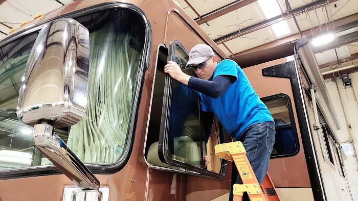 RV Glass Solutions 9