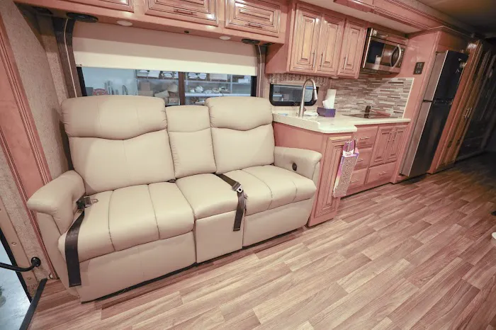 Master Tech RV Custom Coach & Marine 6