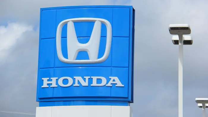 Service Center at Gurley Leep Honda 3