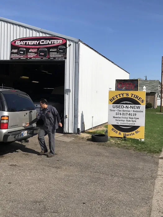 Betty's Tires 0