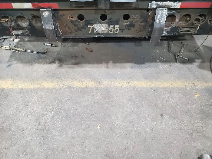 Whiteford Kenworth - Semi-Trailer Repair 1