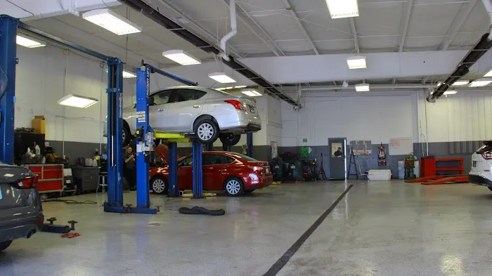 Service Center at Gurley Leep Nissan 5