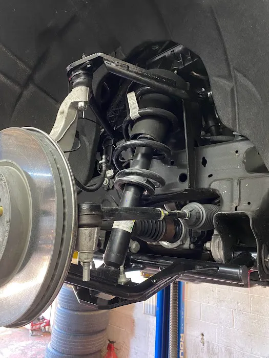 Lalo's Lifts & Wheels LLC 5