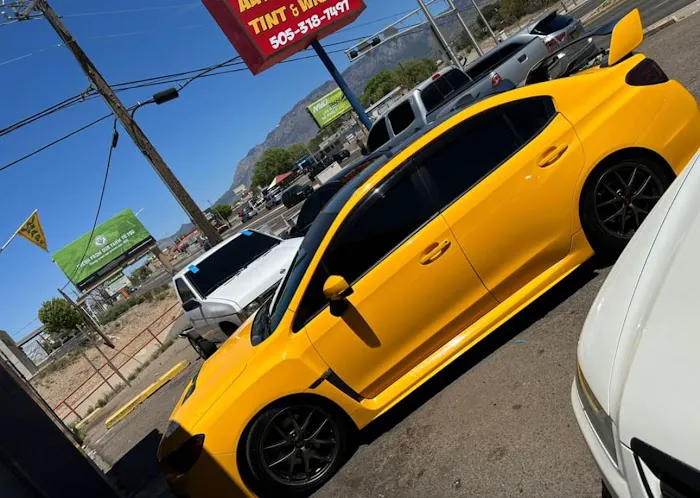 Fast and Easy Auto Glass and Window Tinting 4