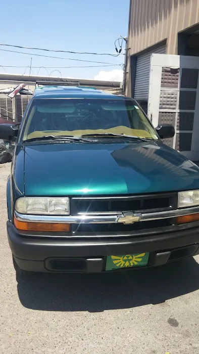 Zamora's Paint & Body 7