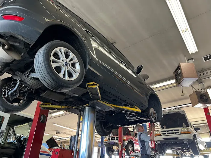 Mango Automotive (Downtown) 3