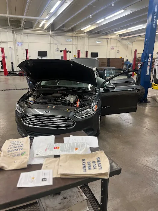 Mango Automotive (Downtown) 6