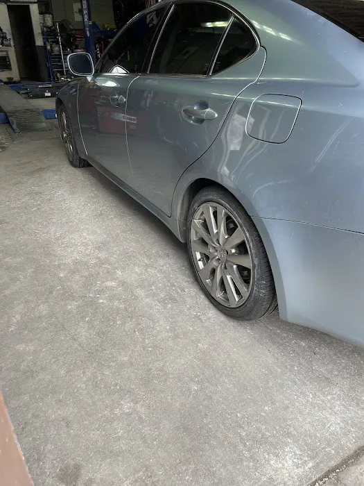 Bridge Tire Shop 5