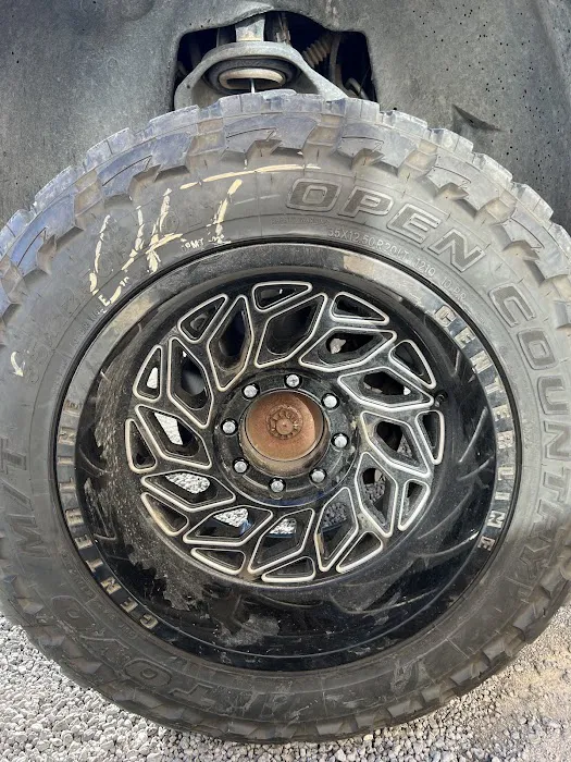 Carlos Tire Shop 3