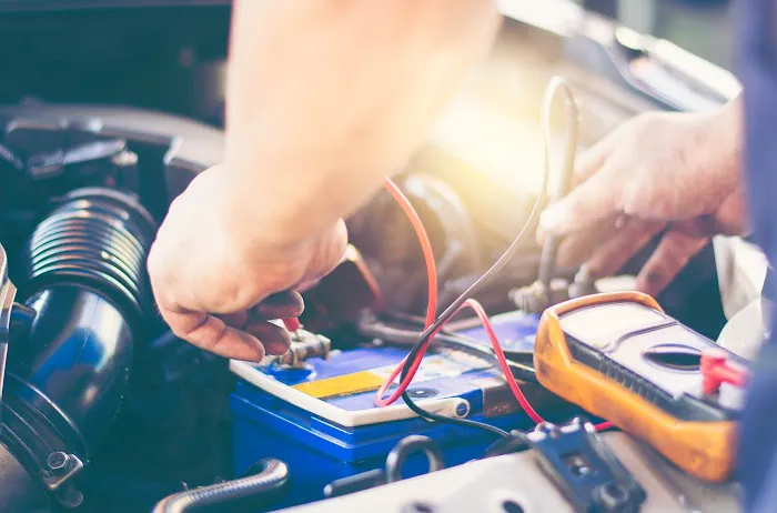 Dwain's Automotive 6