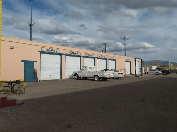 Dwain's Automotive 8