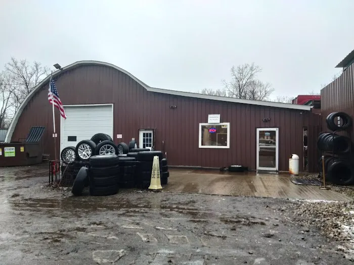 Town & Country Auto Parts 6