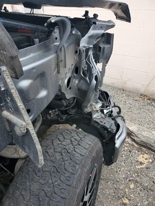 LaFontaine Collision Center & Body Shop of Highland 3
