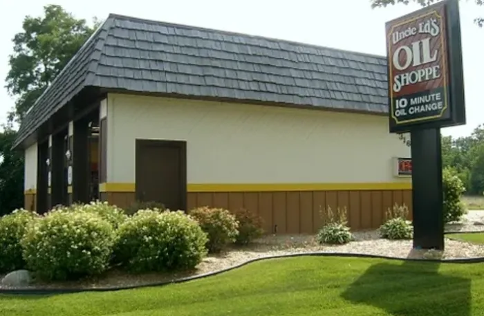 Uncle Ed's Oil Shoppe 2