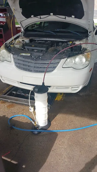 Uncle Ed's Oil Shoppe 5