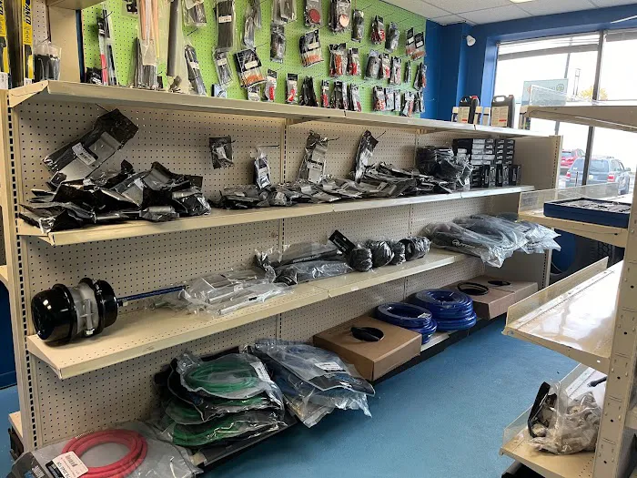 Desi Truck Parts & Tires 4
