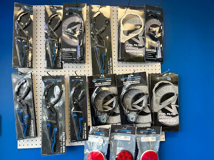 Desi Truck Parts & Tires 5