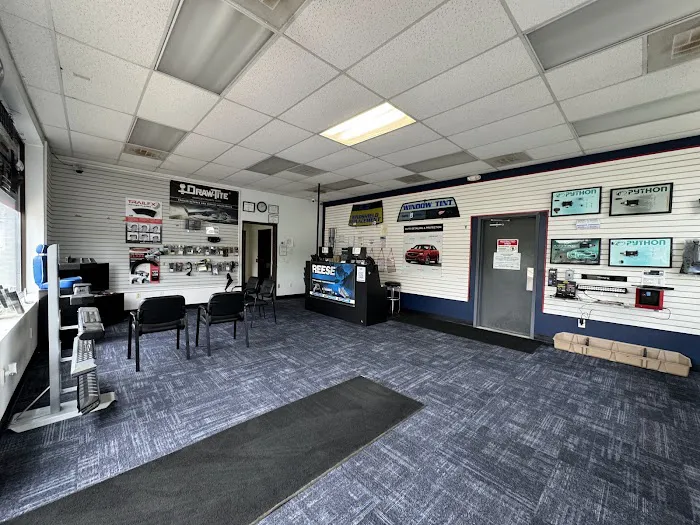 Auto One Glass & Accessories 1