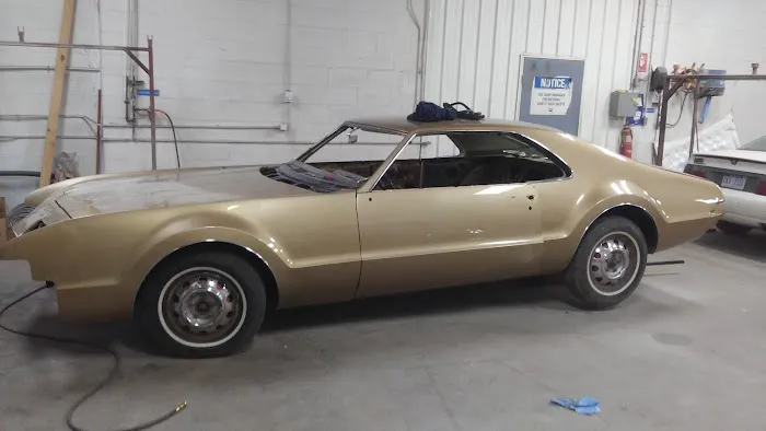 Benedict Auto Body 4