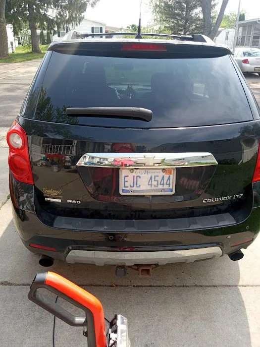 Bailey's Auto Glass 1