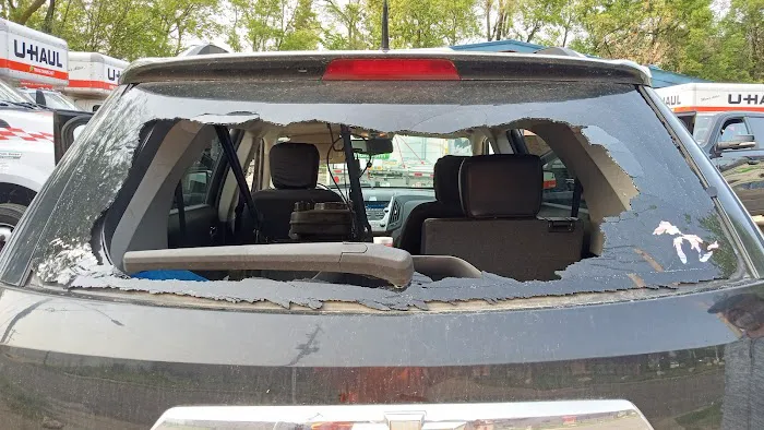 Bailey's Auto Glass 0