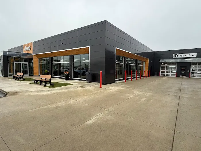 Extreme Dodge Chrysler Jeep Ram Service Center 3